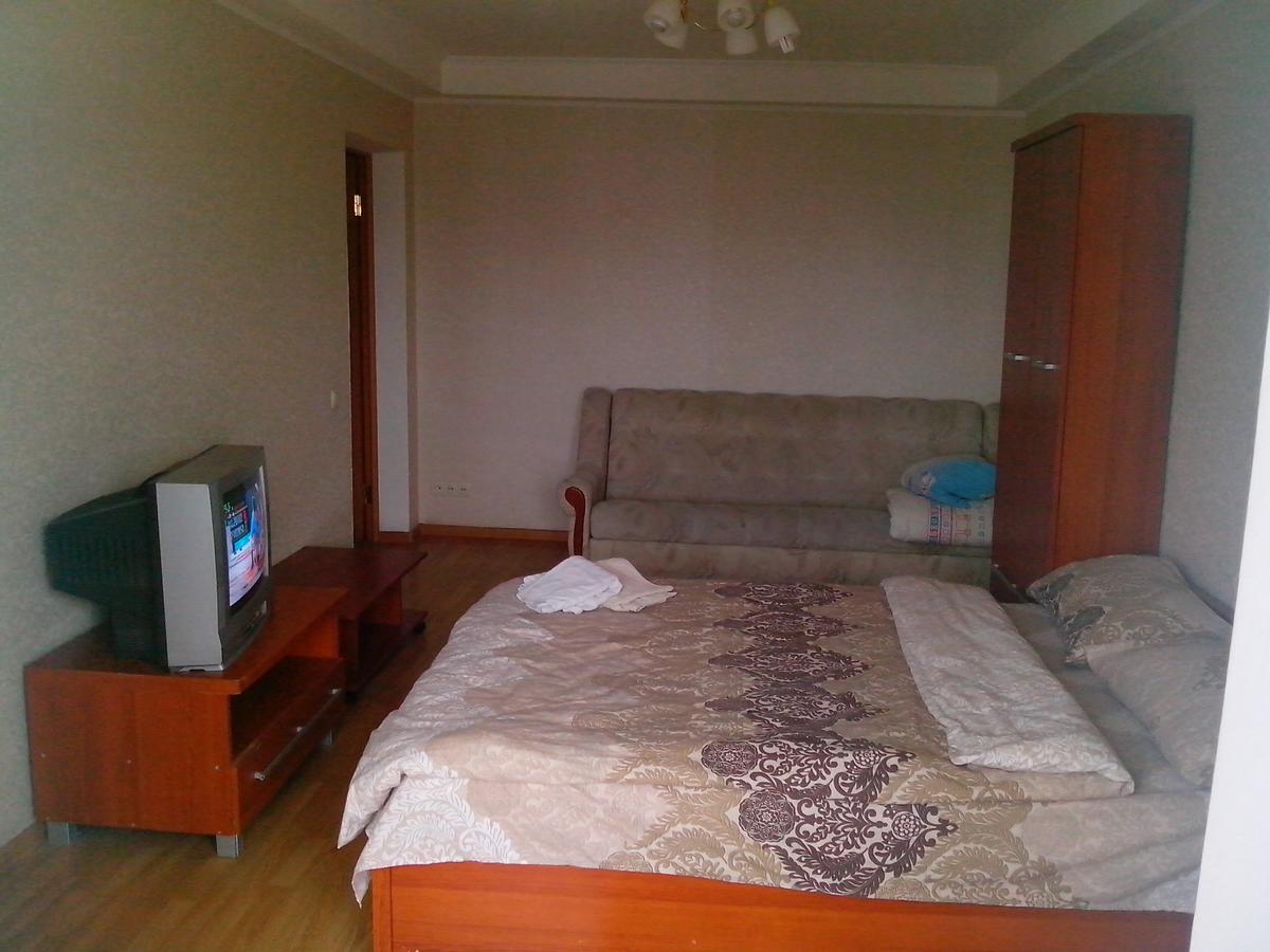 Homelike Flat Near The Iec On Levoberezhnaya Kiev Dış mekan fotoğraf